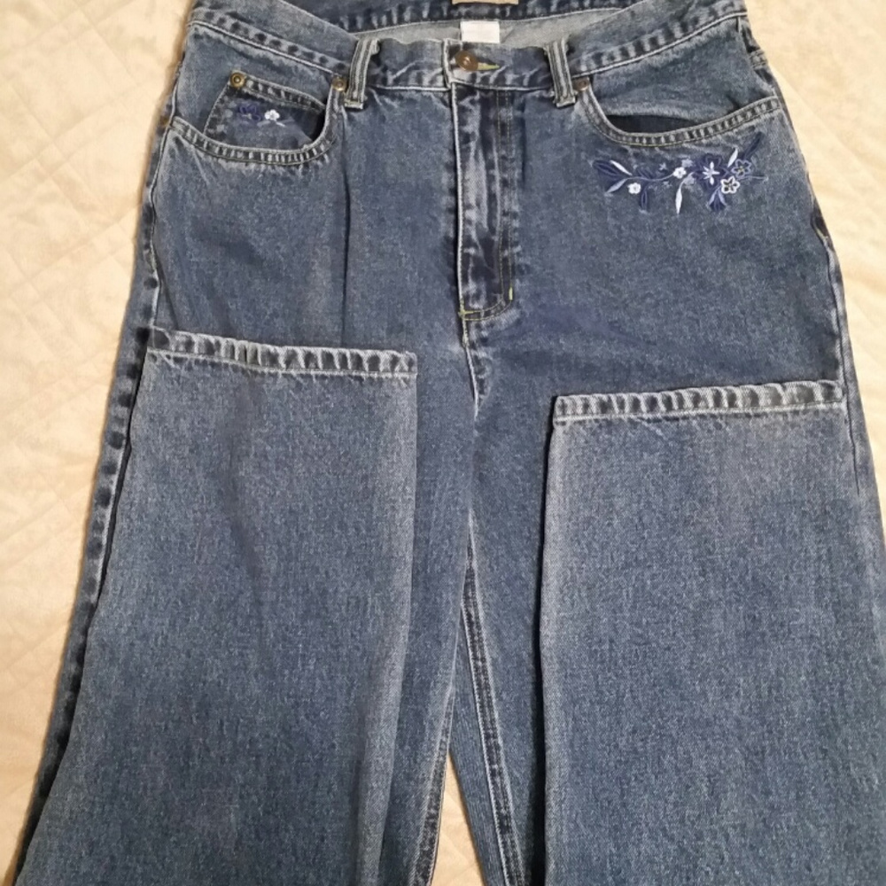 Liz Claiborne straight leg jeans, Size 12p